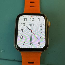 Apple Watch SE  With Wireless