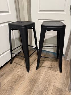 Loft Series Black 30-in H Bar height Stackable Metal Backless Bar Stool