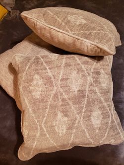 3 Couch Pillows