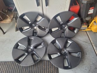 TESLA MODEL 3 WHEEL COVERS 18"