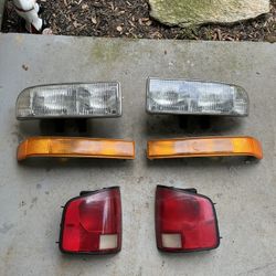 S10 Headlights And Taillights