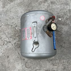 Air tank