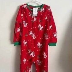 Carter's Girls 1-Piece Zippered Gripper Footie Fleece pajamas $5 each size 3T New w/ tags! Can meet!