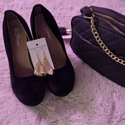 Ladys Heels Black Sz 8 1/2