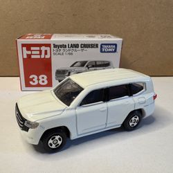Tomica Land Cruiser 300