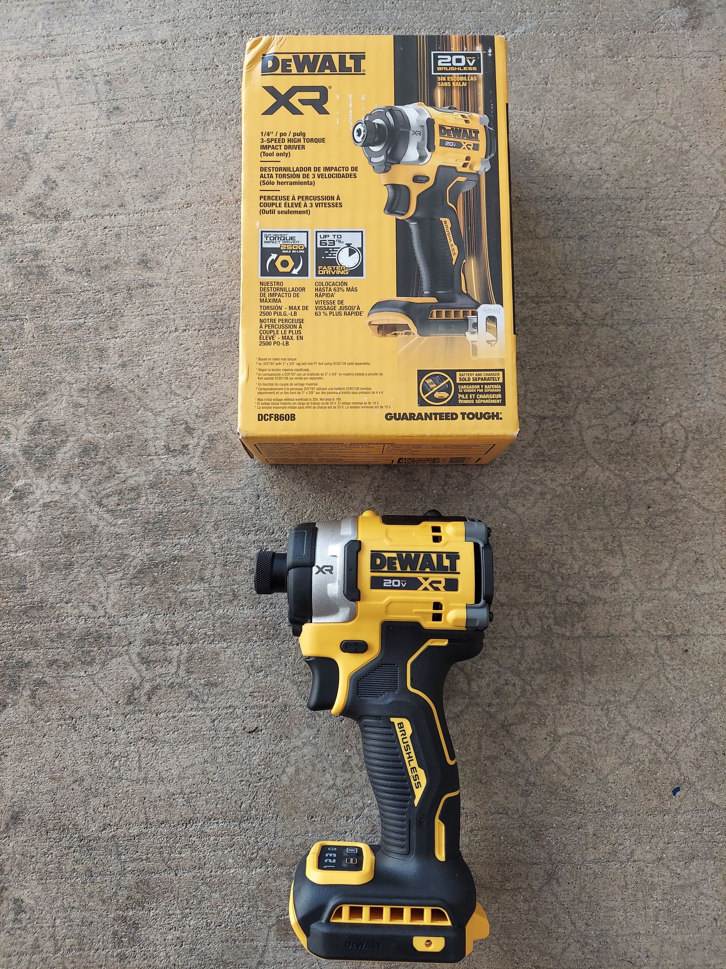 New Dewalt XR 1/4" Impact Driver 20V - Tool Only - DCF860B.