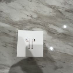 Never Been Used AirPods Comes With Charge Too
