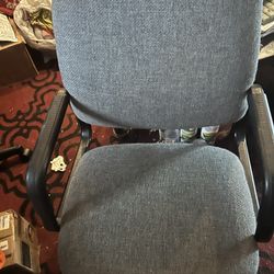 Computer Chair If Anyone Would Like This Let Me No