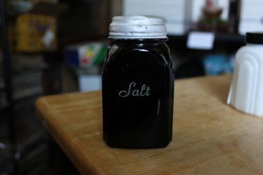 McKee Roman Arches Black Salt Shaker