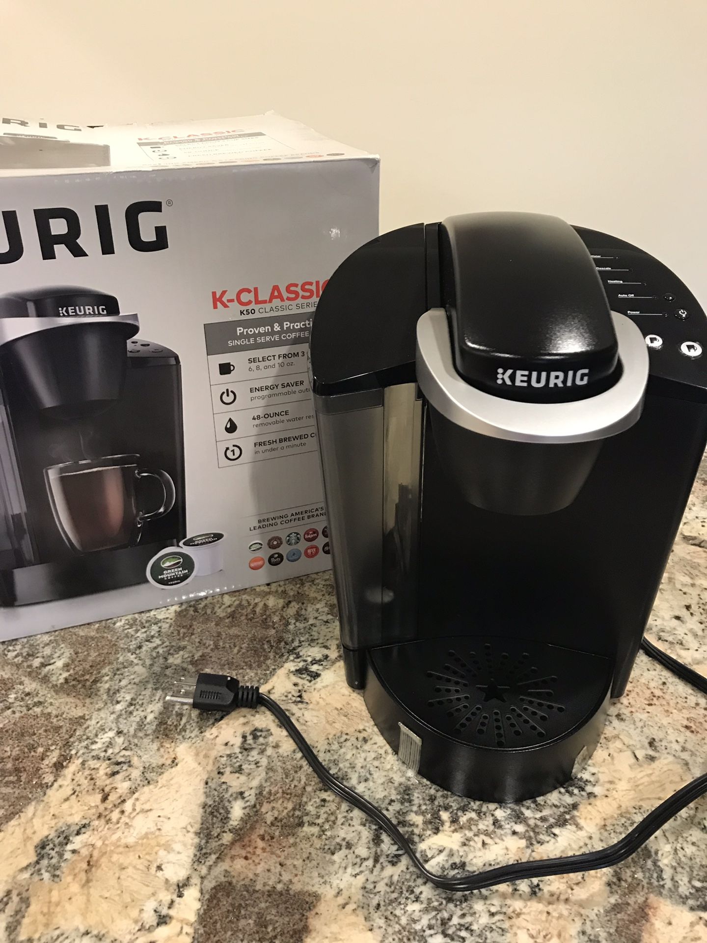 Keurig K-Classic Single-Serve K-Cup Pod Coffee Maker - K50 - Black