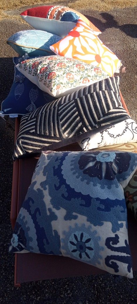 New Assortment Of Indoor Outdoor Throw Pillows High Quality 5/20 Each Will Make Bundle Deals