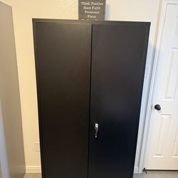 🔒 Large Locking Storage Cabinet – Heavy Duty Metal Organizer