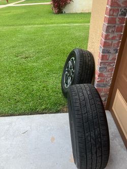 🚗 2025 Toyota Tacoma Factory Tires & Rims - $1,500 OBO 🚗
