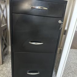Metal Filing Cabinet 