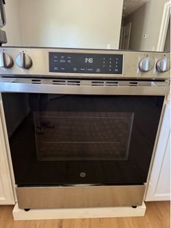 30 Inches Wide GE Electric Stove & Oven