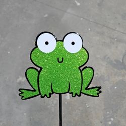 Metal Garden Or Yard Decor AS IS