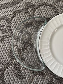 Set of 6 Salad/Side Plates Crescent Shaped Glass