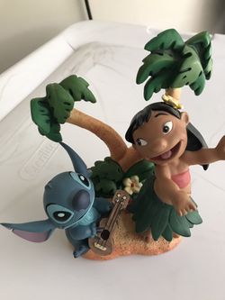 LILO & Stitch Disney Store figurine card photo holder bobble statue