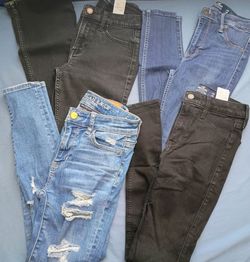 4 Hollister/American eagle size 0/1