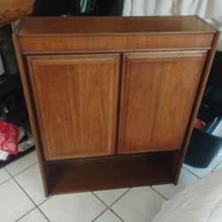 Bookshelf -wood
