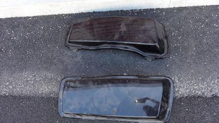 Pair of 93-13 Harley Davidson original saddlebag lids...touring bike