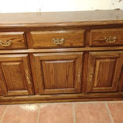 Pennsylvania House Solid Oak Sideboard / Buffet Cabinet
