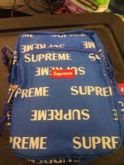 Supreme shoulder bag