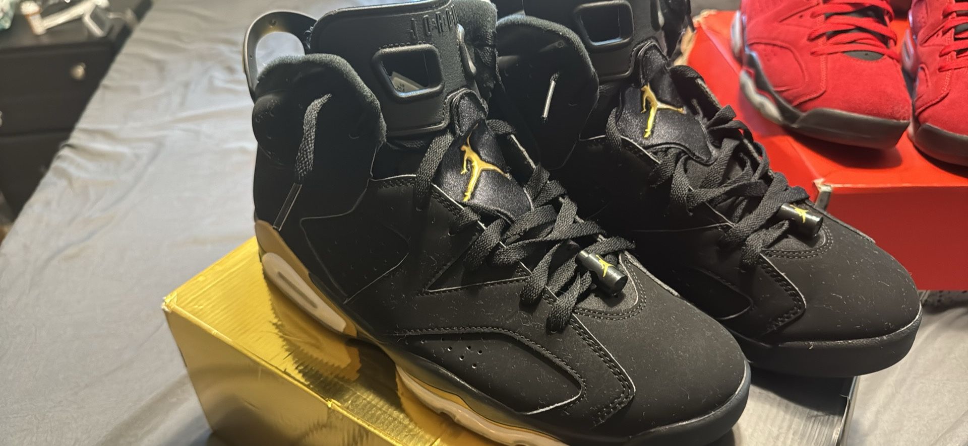 Jordan Gold 6s