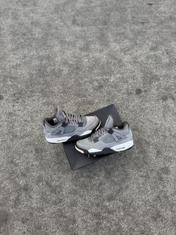 Jordan 4 Cool Grey Size 8.5 Men Gently Worn