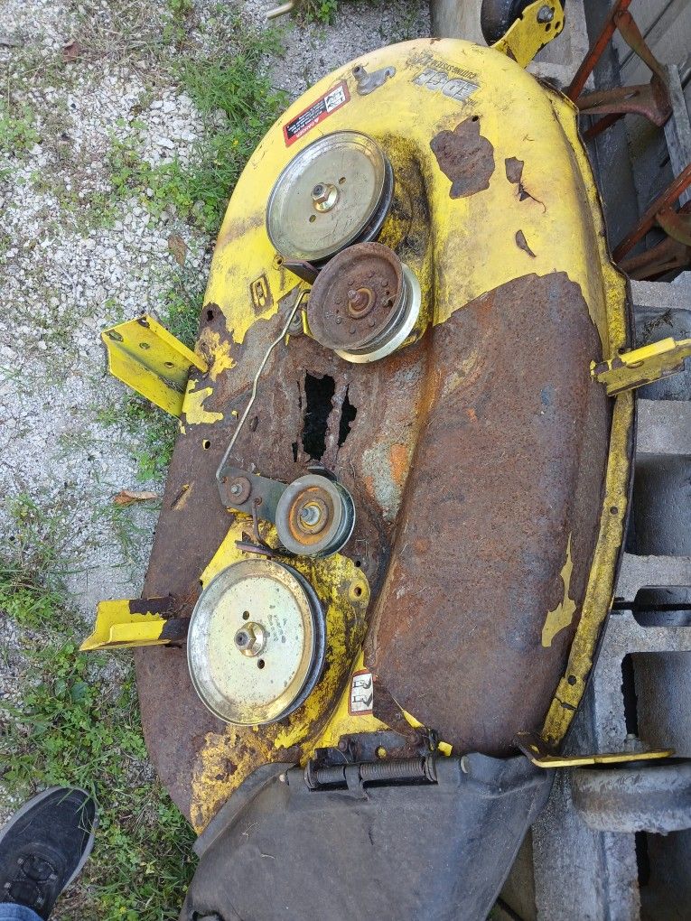 John Deere. 100 Series Parts 