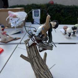 Levi Kotobukiya Figure - Attack On Titan