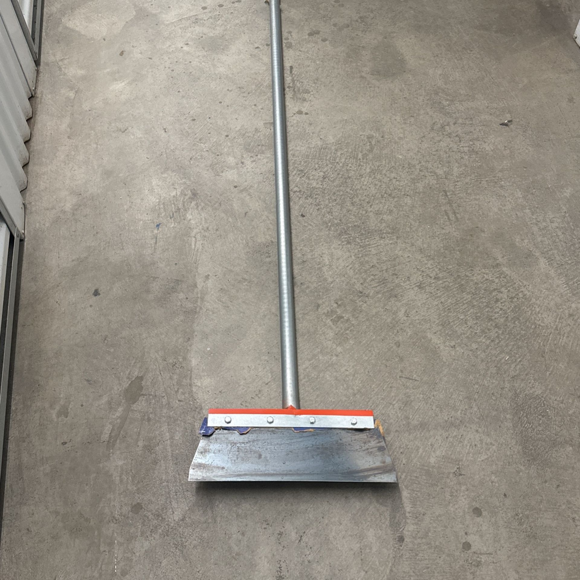 Metal Scraper