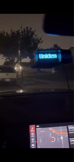 UNIDEN R7 RADAR DETECTOR