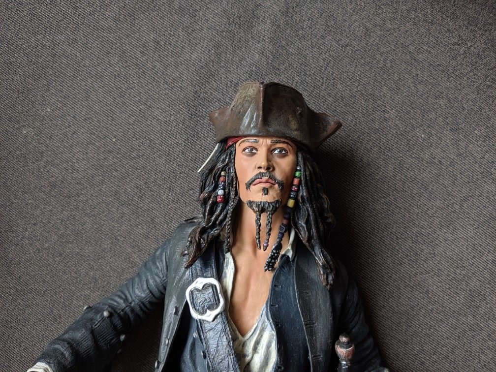 Collectable pirate's of the Caribbean Jack Sparrow Action Figure