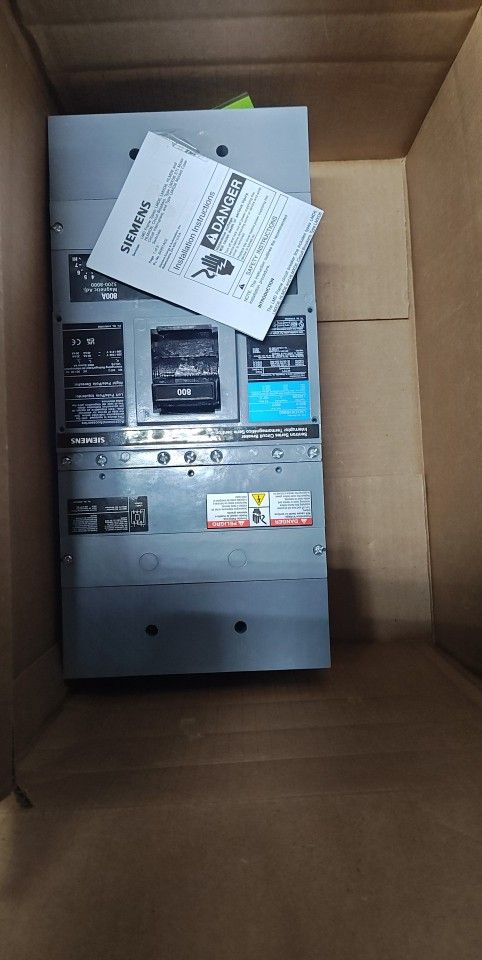 Brand New Siemens 800amp Breaker