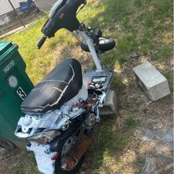 50 Cc Moped Turns Right On Needs Front Forks 