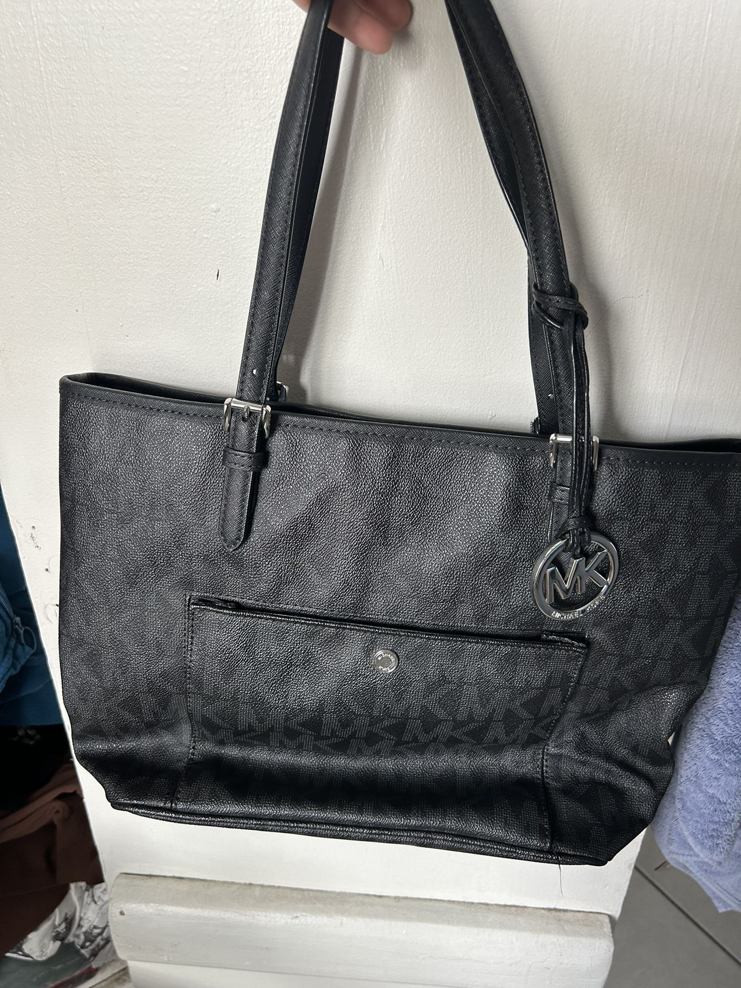 michael kors black tote