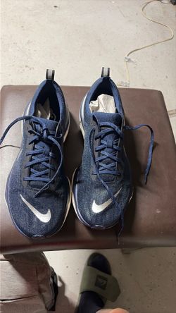 invincible run 3Nike  ZOOMX invincible run three
