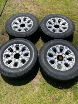 Ford F250/F350 Wheels & Toyo Open Country Tires