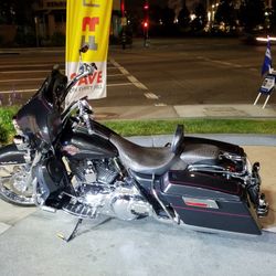 2007 Harley-Davidson Ultra Classic  13.5k Obo Clean