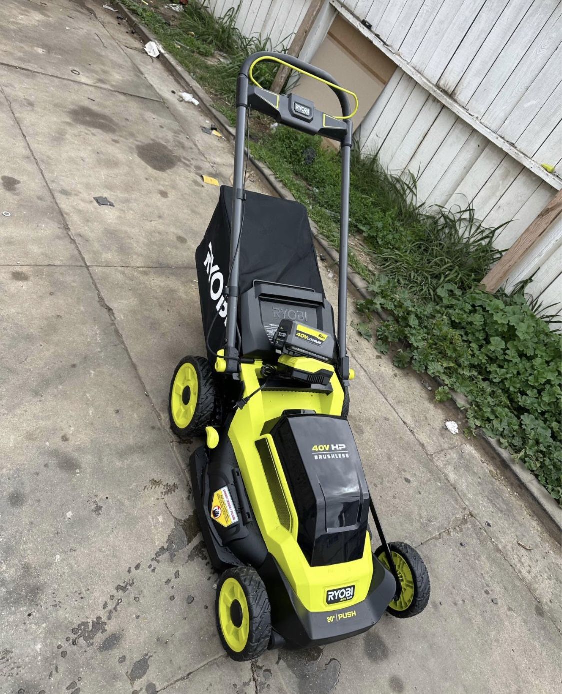 RYOBI 40V HP Brushless 20 in. Cordless Battery Walk Behind Push Mower with 6.0 Ah Battery and Charge