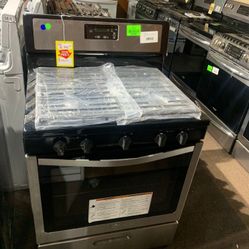 WHIRLPOOL WFG505M0BS 30-in 5 Burners 5.1-cu ft Freestanding Gas Range 1 T
