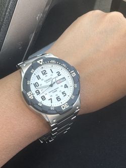 Casio Men Watch , 40 mm Diameter, New Battery Inside 