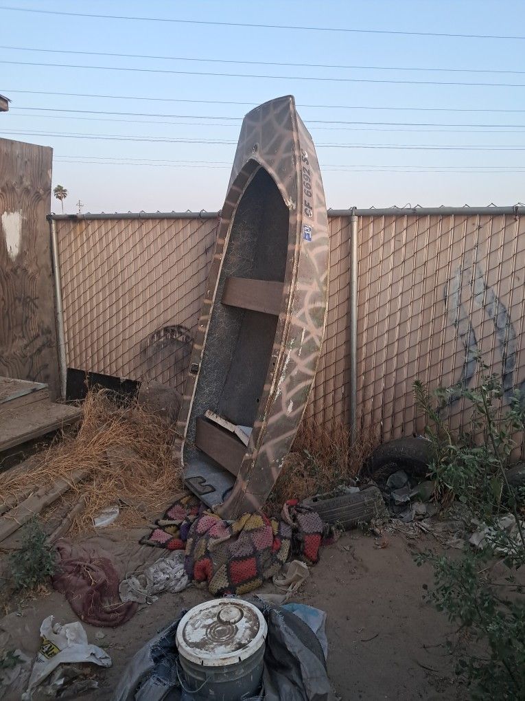 Two Man Fishing Boat 