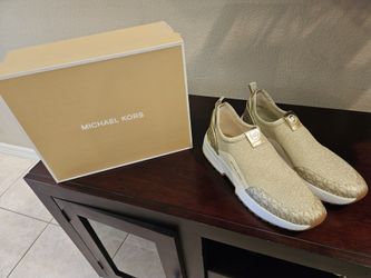 Micheal Kors sneakers NEW women's