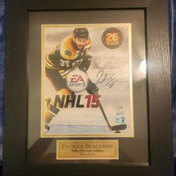Patrice Bergeron Signed Nhl15 Cover