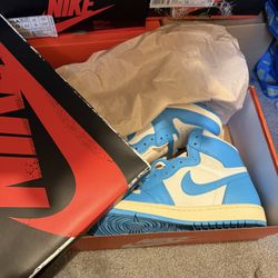 Jordan 1 UNC