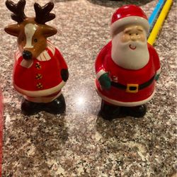 Christmas Salt And Pepper Shakers