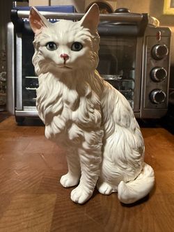 Vintage Lefton Ceramic White Persian Cat Figurine 9” tall