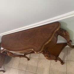 Sofa Table And Matching Corner Table 